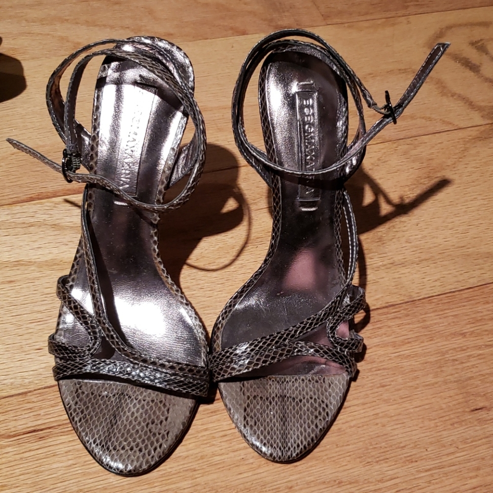 Bcbgmaxazria snakeskin sandal